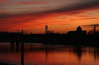 Zonsondergang aan de Maas in Venlo